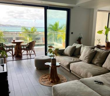 Bain Boeuf Apartment | Luxury Oceanfront Apt with Private Pool - 3BR