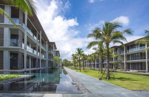 Mai Khao Apartment | Luxury Oceanfront pool access apartment