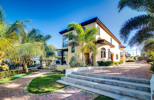 Tower Isle Villa | Luxury Oceanfront Villa in Tower Isle