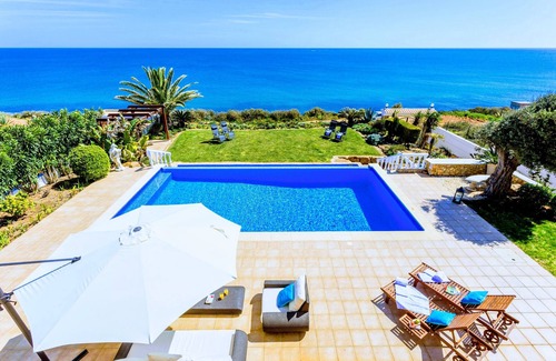 Luz Villa | Luxury Oceanfront Villa with breathtaking Sea Views, heated (opt.) infinity Pool