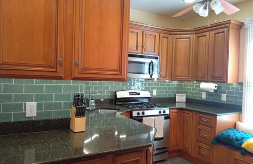 Cambridge House | Luxury on the river, steps to downtown &boat ramp!