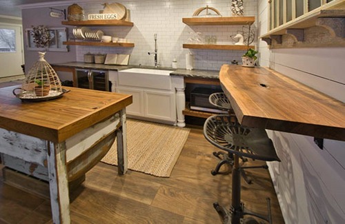 Milton-Freewater House | Luxury on the farm: private guesthouse overlooking year round creek.