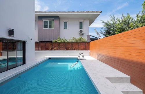 Wang Thonglang Villa | Luxury Private Pool Villa - 487 Psalms 23Residence @ Huaikwang