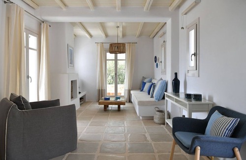 Glisidia Villa | Luxury Paros Villa | Villa Aethra |.