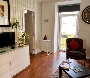 Sao Jorge de Arroios Apartment | Luxury part of the city - Modern Apartment with Airconditioning - near Subway