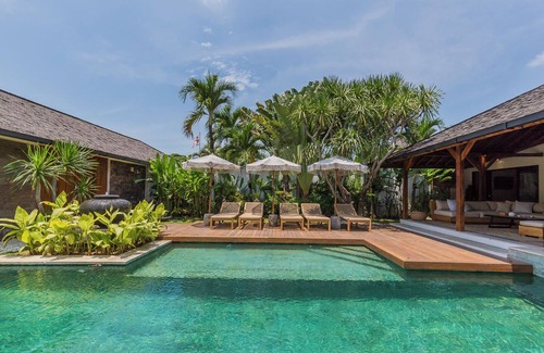 Nakula Villa | LUXURY, PEACE & SERENITY: A HAVEN OF PEACE IN THE HEART OF SEMINYAK