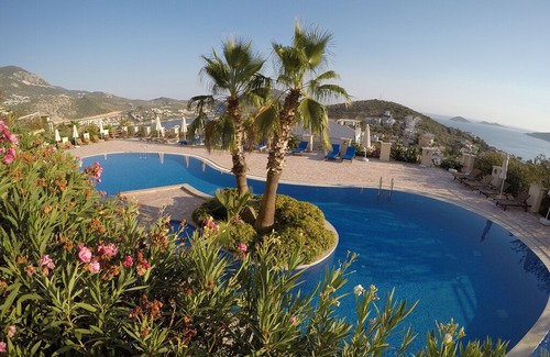 Kalkan Apartment | Luxury Penthouse Apartment - Spectacular Sea and Mountain Views - Large Pool