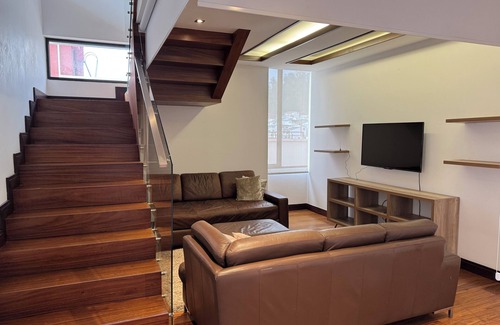 Quito Apartment | Luxury Penthouse City View of Quito