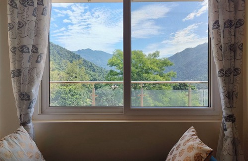 Rishikesh House | Luxury Penthouse- Ganga View by iTvara