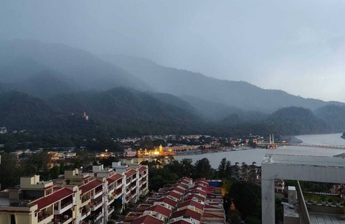 Rishikesh House | Luxury Penthouse- Ganga View by iTvara