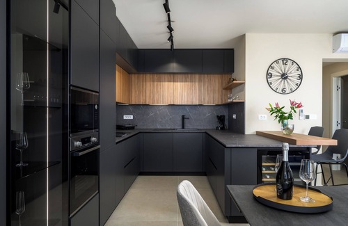 Katoro Apartment | Luxury Penthouse Viki with sea view