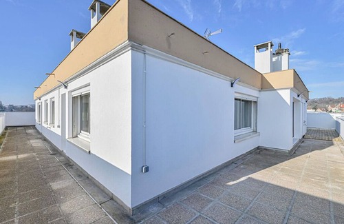 Sevres Apartment | Luxury Penthouse with Eiffel Tower Views, Minutes from the Palace of Versailles