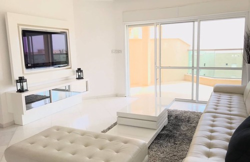 Eilat House | Luxury Penthouse with Sea View & Jacuzzi