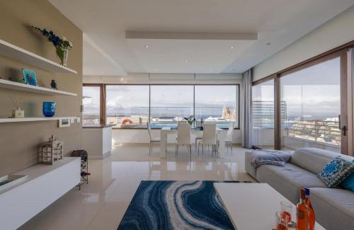 Mellieha Apartment | Luxury Ph With Rooftop Pool In Mellieha By Homely