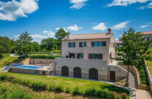 Gracisce Villa | Luxury Pool Villa Gradin, Gračišče, Slovenia