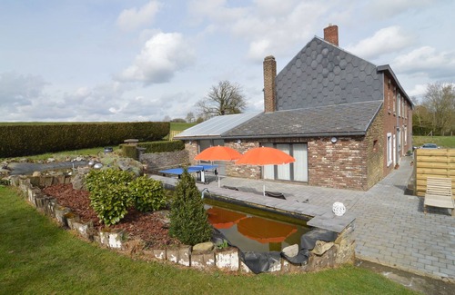 Ohey House | Luxury Pool Villa in Goesnes