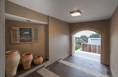 Amari Villa | Luxury privacy in Cretan countyside