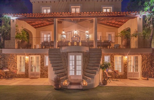 Sitges Villa | Luxury private estate 15 minutes to the sea, infinity pool & stunning views!