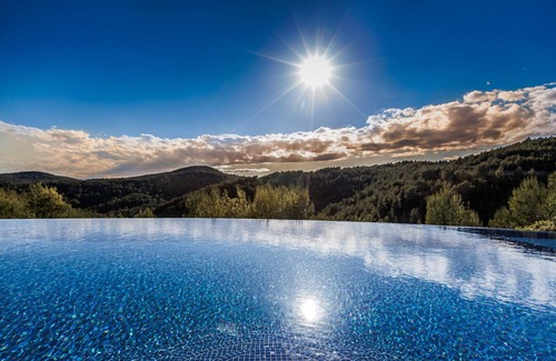 Sitges Villa | Luxury private estate 15 minutes to the sea, infinity pool & stunning views!