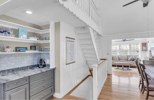 Normandy Beach House | Luxury Private Home 1.5 Block From The Beach