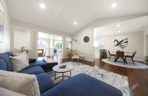 Seattle Metro Area House | Luxury, Private Owner’s Suite w/ Gym in a Shared Home