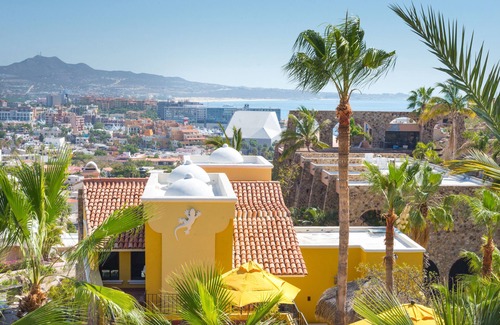 Pedregal Villa | Luxury Private Villa- Walk to Town, Pedregal, WiFi.