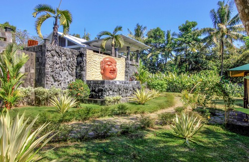 Kalibukbuk Villa | Luxury private Villa 5 b/rooms, peaceful, exclusive, 2 klmtrs to Dolphin beach