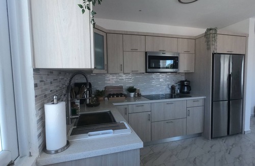 Puerto Nuevo House | Luxury Private Villa with Pool, Basketball Court & 6 Bedrooms – Sleeps 14!