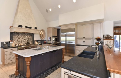 Sonoma House | Luxury property and business travel