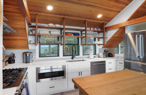 Oak Bluffs House | Luxury Property with Sweeping Views & Private Beach in Oak Bluffs