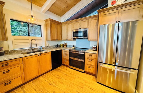 Dollar Point House | Luxury Re-modeled Lake Front, Stunning Views - Private beaches, piers, hiking