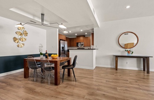 Sawtelle Condo | Luxury Redefined: 2BR Gem in Los Angeles