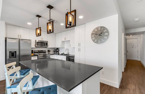 Central Sarasota Condo | Luxury Resort-style Condo with Amazing Views in a Prime Location