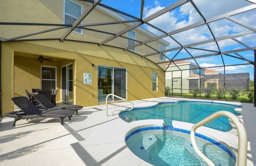 Sunridge Woods House | Luxury Resort Villa with Pool, Spa – Perfect for Families!