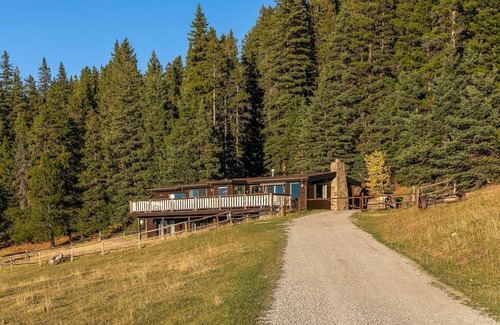 Division No. 3 House | Luxury Rocky Mountain Retreat w/Heated Pool & Trails on 3,000 Private Acres