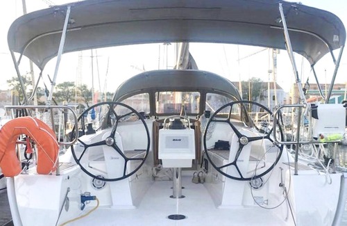 Belem Boat Rental | Luxury sailing boat