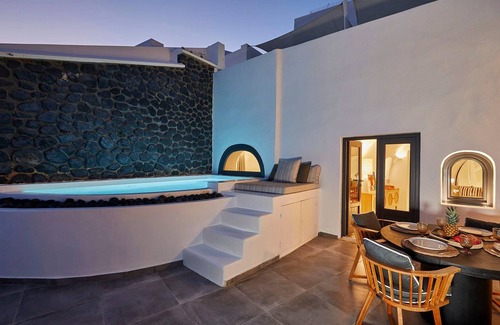 Imerovigli Villa | Luxury Santorini Villa | Villa Dolce Vita | 2 Bedrooms | Private Plunge Pool &.