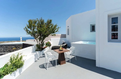 Finikia Villa | Luxury Santorini Villa | Superior Villa | Private Heated Plunge Pool | Sea.