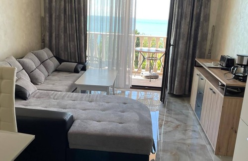 Nessebar Apartment | Luxury | SeaView | 200m Beach | Pool | Netflix
