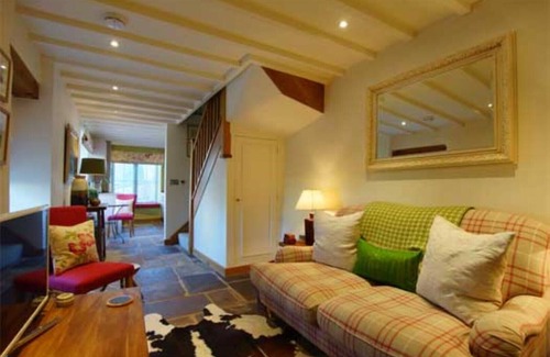 Llanfrynach Cottage | LUXURY SELF-CATERING COTTAGE. THE DAIRY
