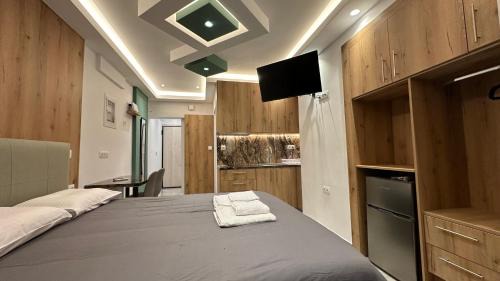 Agios Panteleimonas Apartment | Luxury Semi Basement Apartment with Terrace