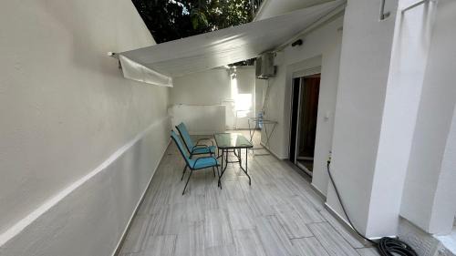 Agios Panteleimonas Apartment | Luxury Semi Basement Apartment with Terrace