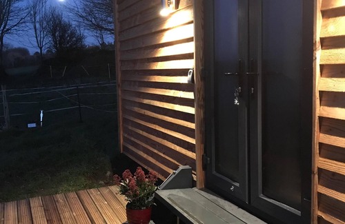St Davids Apartment | Luxury Shepherds Hut in the Heart of St Davids.