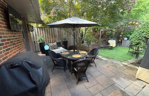 Sheridan House | Luxury Sheridan Park Home