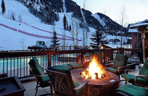Aspen House | Luxury ski-in/ski-out Ritz-Carlton 2BR Condo at Aspen Highlands