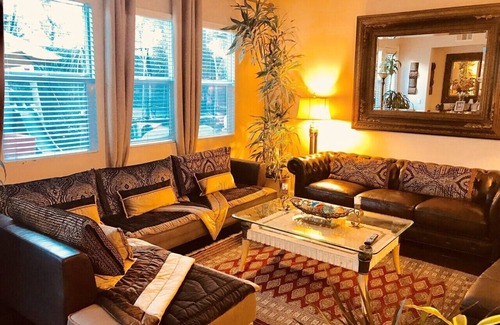 Pacific Highlands Ranch House | Luxury Spacious House 5 Bd,5 1/2 Bath
