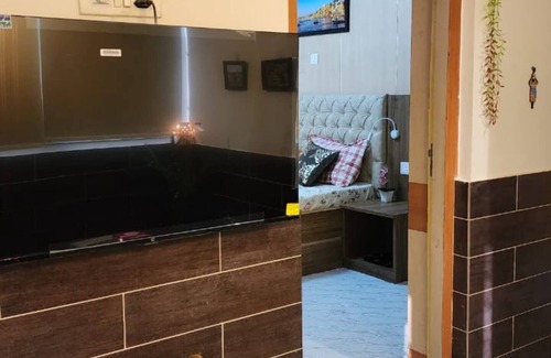 Sigra Apartment | Luxury Stay in heart of Banaras!nn