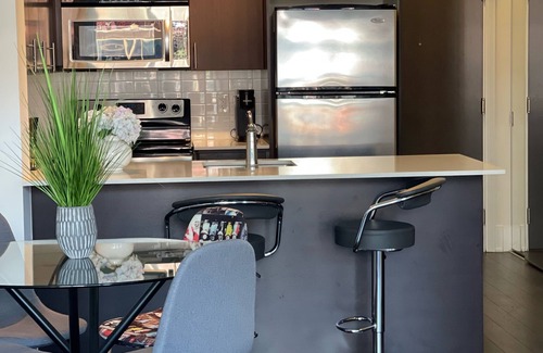 Wellington Place Condo | Luxury stay in heart of Toronto downtown