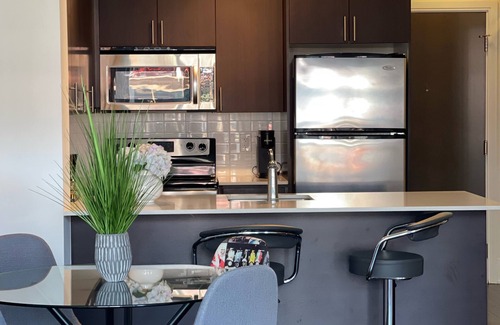 Wellington Place Condo | Luxury stay in heart of Toronto downtown