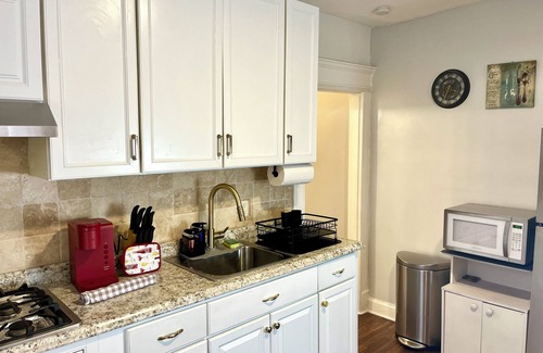 Waterbury Apartment | Luxury Stay in the Heart of Waterbury